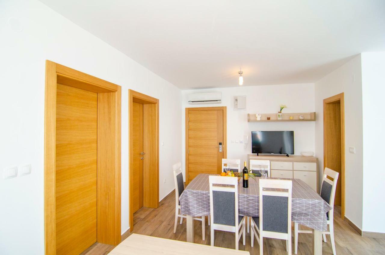 Apartments Sara بول المظهر الخارجي الصورة