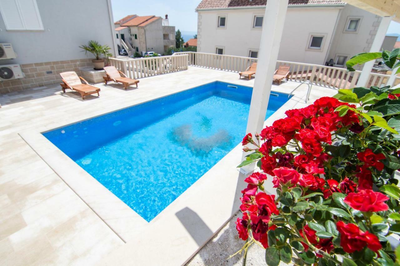 Apartments Sara بول المظهر الخارجي الصورة
