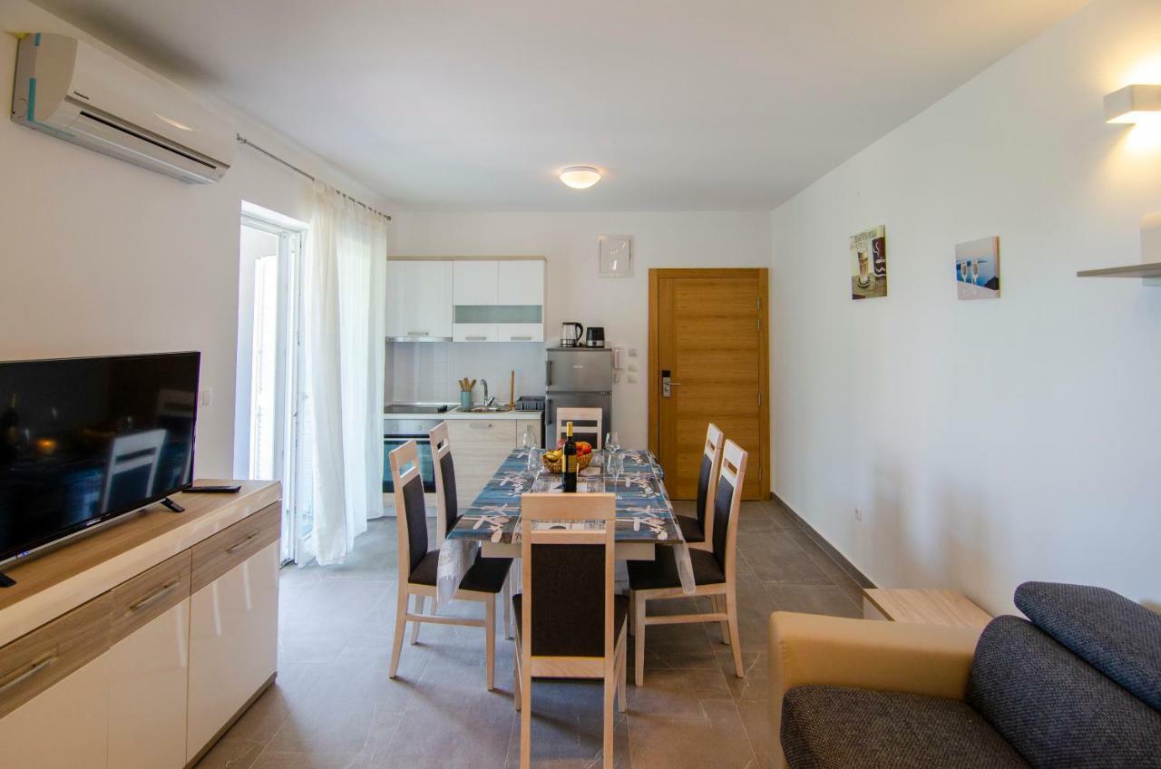 Apartments Sara بول المظهر الخارجي الصورة