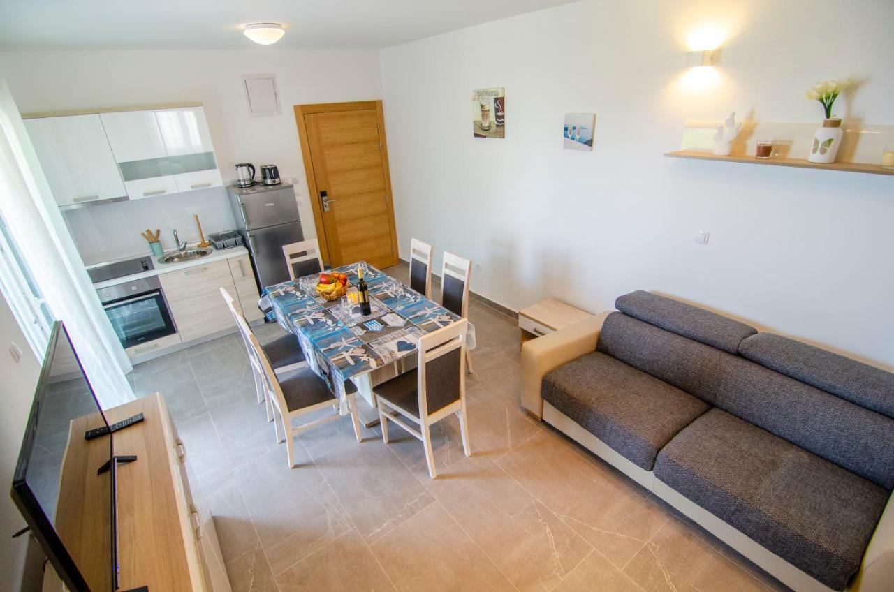 Apartments Sara بول المظهر الخارجي الصورة