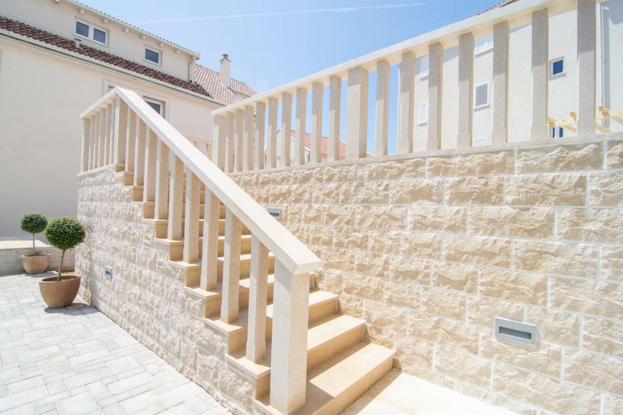 Apartments Sara بول المظهر الخارجي الصورة