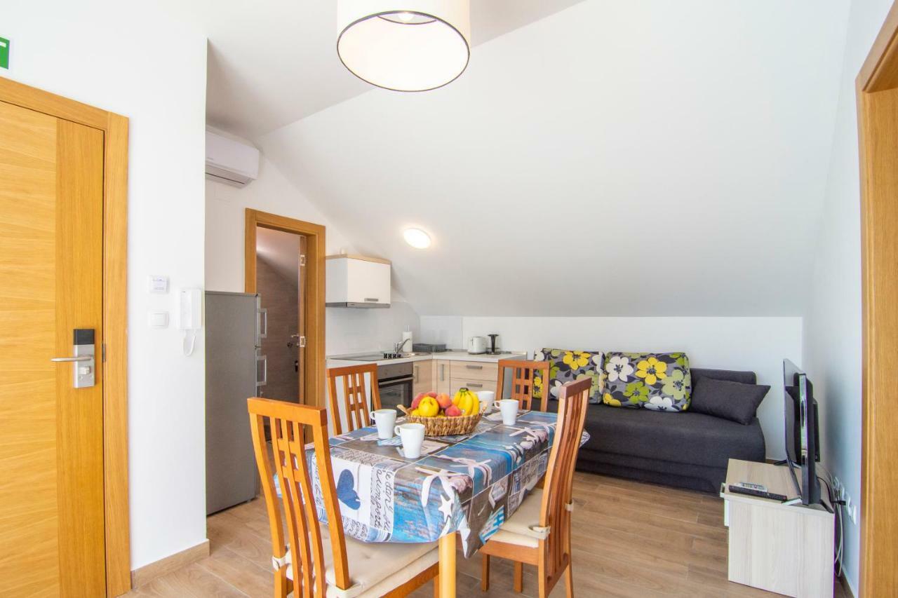 Apartments Sara بول المظهر الخارجي الصورة
