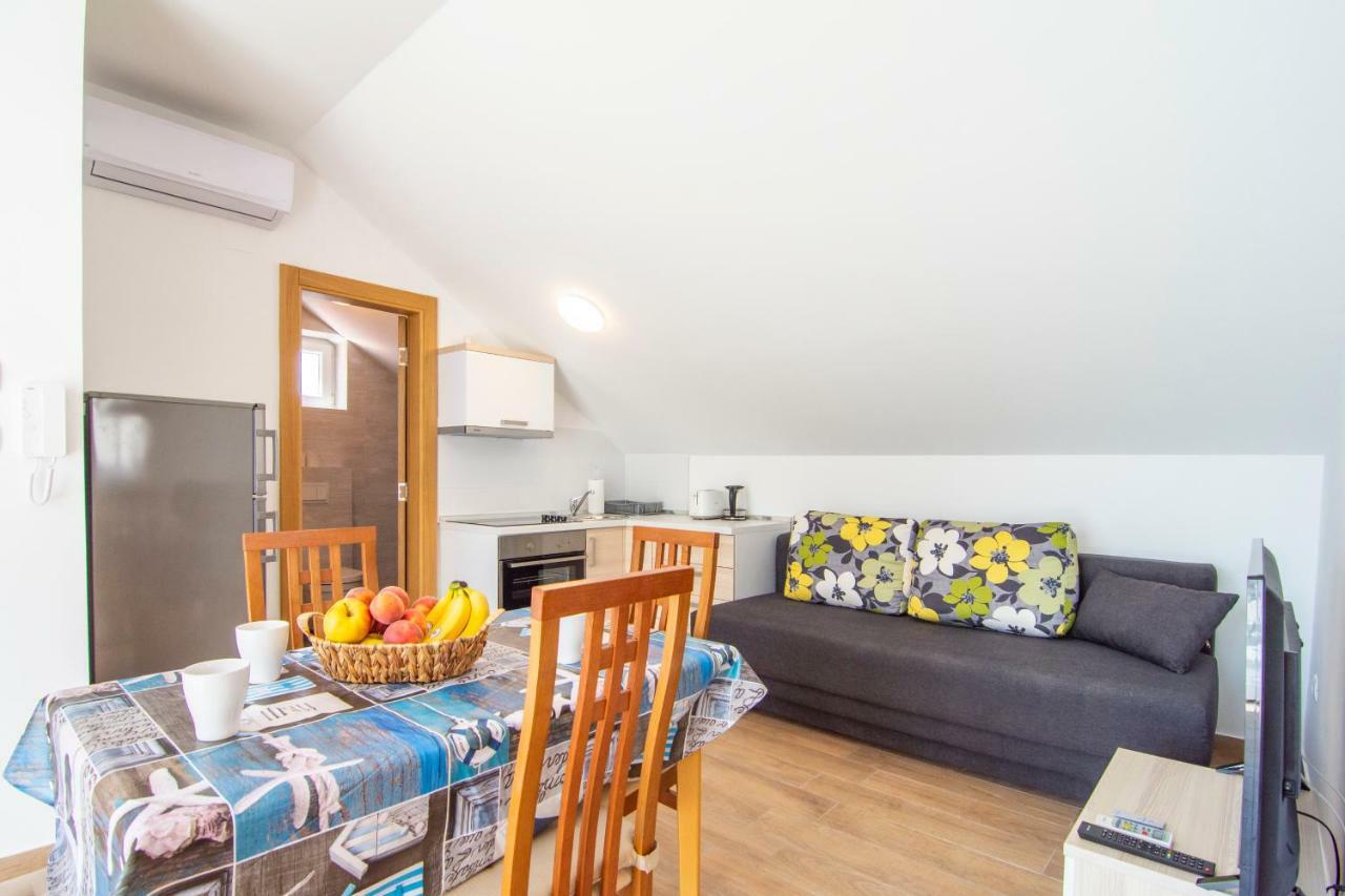 Apartments Sara بول المظهر الخارجي الصورة
